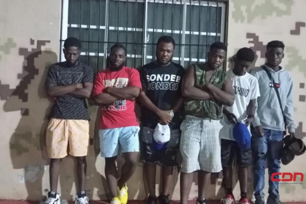 CESFronT detuvo y sometió a la justicia a dos hombres acusados de transportar ilegalmente a cinco ciudadanos haitianos.(foto, fuente externa)