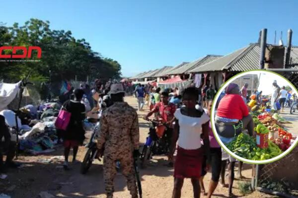Desde temprano, comparadores de ambos lados se venden y comprar. Foto: Fuente externa 