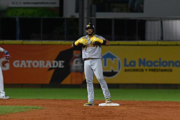 Las Águilas buscan repetir la victoria frente al Licey en la Pelota Invernal