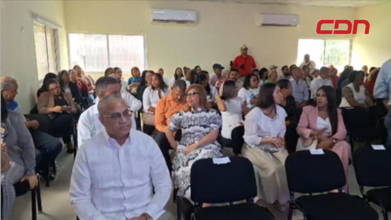 Promipyme otorga RD$50 millones en préstamos en maimón, beneficiando a mujeres emprendedoras