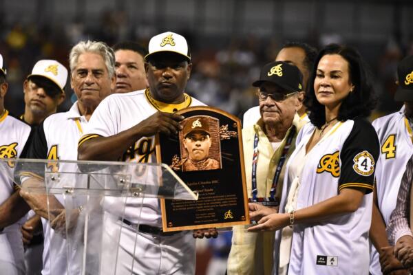 Miguel Tejada se entregó a la causa aguilucha, incluso en la temporada 2002, cuando ganó el premio Jugador Más Valioso de la Americana