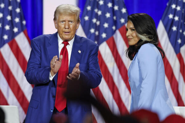 Trump propone excongresista  Gabbard como directora de Inteligencia Nacional