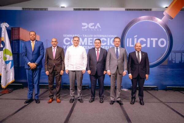 DGA destacó este lunes los avances en la fiscalización de empresas de capital asiático y otras instituciones comerciales.(foto, fuente externa)