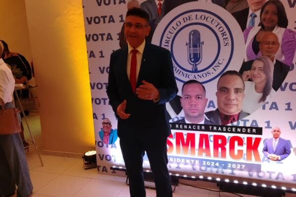 El comunicador y psicólogo clínico Bismarck Morales Jiménez ha presentado oficialmente su candidatura para la presidencia del Círculo de Locutores Dominicanos.(foto, fuente externa)