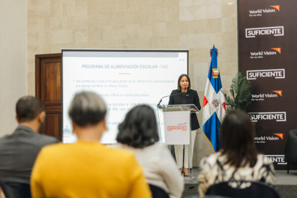 Yomaira Tejeda, encargada de Nutrición del Inabie la crisis alimentaria en las escuelas del sector público es de un 0%.