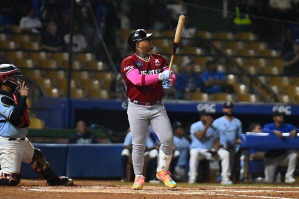 Yermín Mercedes conectó jonrón en la victoria de los Gigantes del Cibao sobre los Tigres del Licey en la jornada de este miércoles 27 de noviembre de Lidom