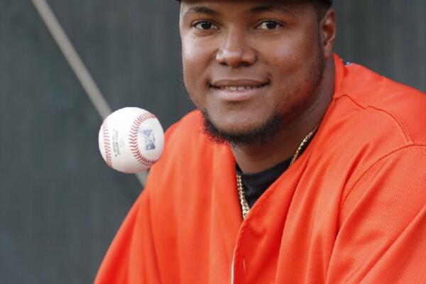En el país participó con Águilas Cibaeñas, Leones del Escogido y Gigantes del Cibao, según el sitio especializado en estadísticas Baseball Reference.