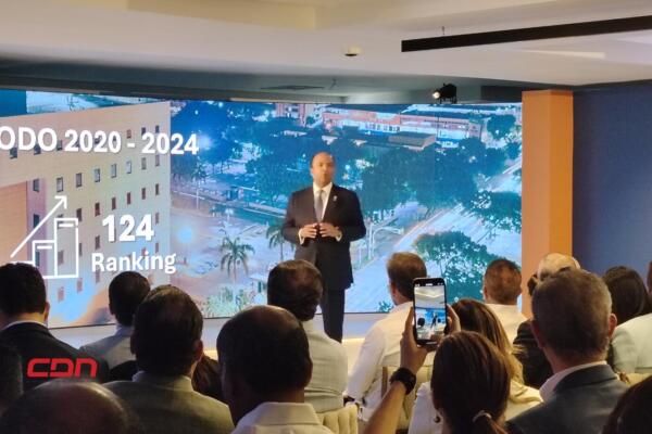 El presidente ejecutivo de Banreservas, Samuel Pereyra, presentó este martes un informe detallado titulado Banreservas: Motor de la Economía Nacional 2020-2024.(foto, fuente externa)