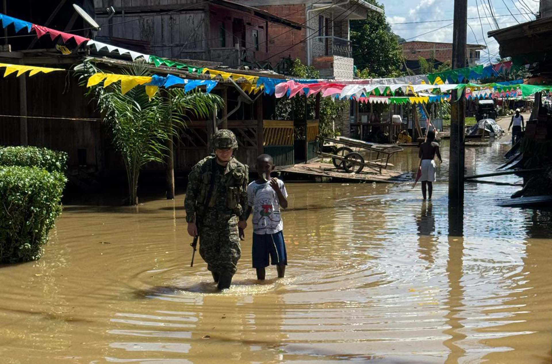 El Gobierno de Venezuela ofrece ayuda a Colombia tras inundaciones ocasionadas por lluvias