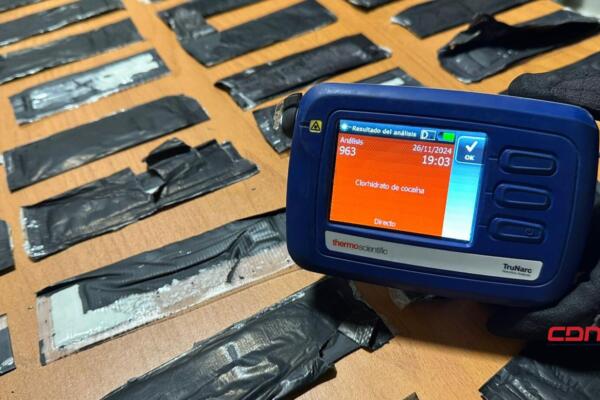 Frustran envío de más de 50 recordatorios rellenos de cocaína a Estados Unidos. (foto, fuente externa)