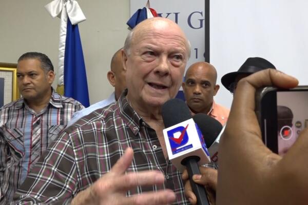 Hipólito Mejía dice incidentes protagonizados por haitianos pone en peligro la estabilidad del país