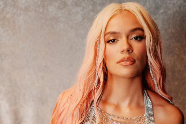 Destruyen a Karol G por canción donde sexualiza a menores