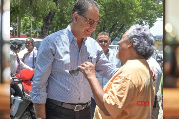 Santiago Hazim destacado como uno de los funcionarios mejor valorados en gestión pública.(foto, fuente externa)