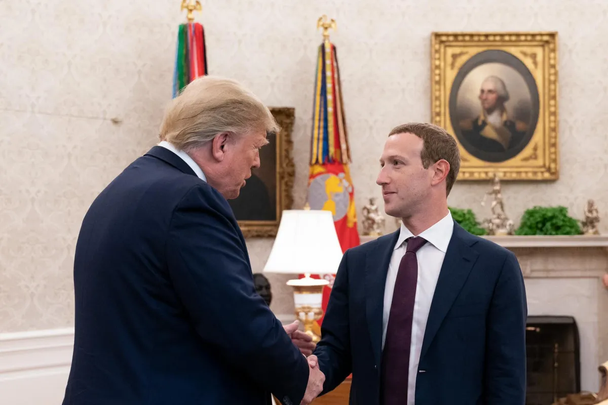 Mark Zuckerberg cena con Donald Trump y expresa su apoyo a la "renovación nacional" de EE. UU.