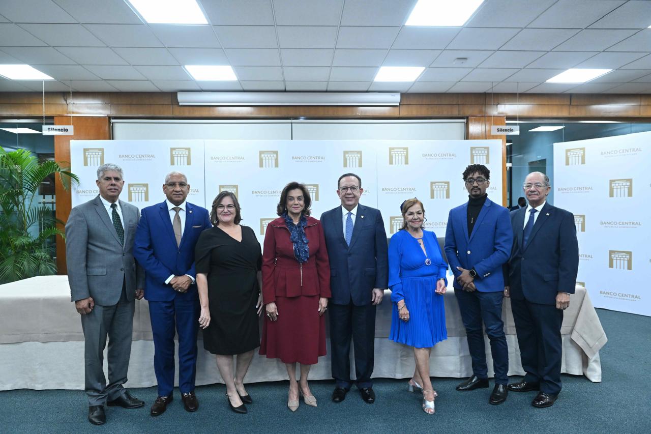 BCRD impulsa la cultura con tres nuevos libros