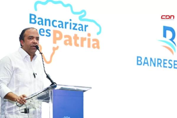 El Banco de Reservas llevó a cabo con éxito su séptima jornada de Bancarizar es Patria.(foto, fuente externa)