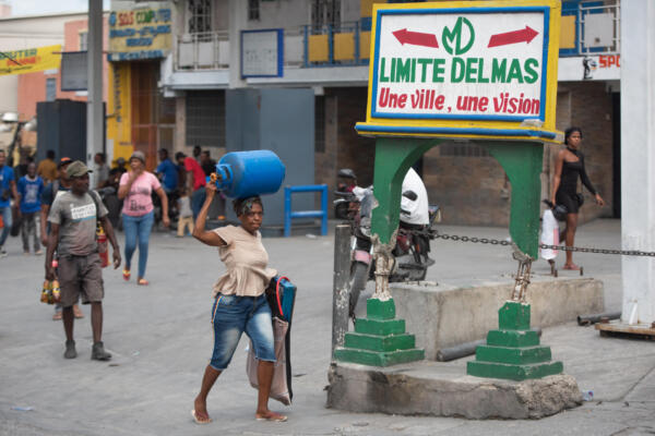 Fotografía del día a día en Puerto Príncipe (Haití). EFE / Johnson Sabin