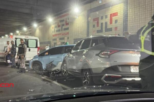 Accidente múltiple provoca cierre del túnel de la 27 de Febrero. (foto, fuente externa)