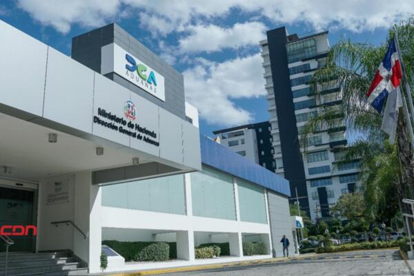 El hallazgo fue de 3,020,000 cigarrillos, y 6,027 unidades de municiones de distintos calibres. (foto, fuente externa)