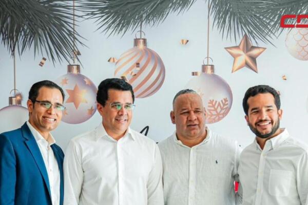 Amigos Que Suman realiza encuentro navideño y reúne destacadas figuras
