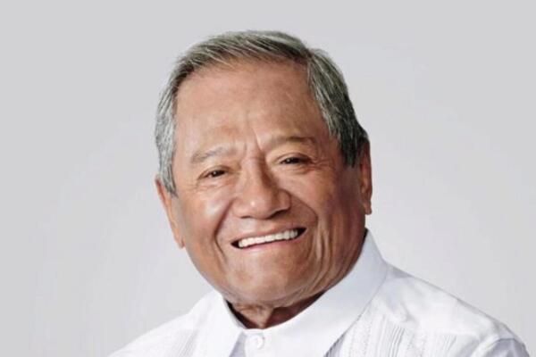 Hoy es un día para recordar al cantautor y compositor de grandes boleros Armando Manzanero, quien el día de hoy cumpliría 89 años.