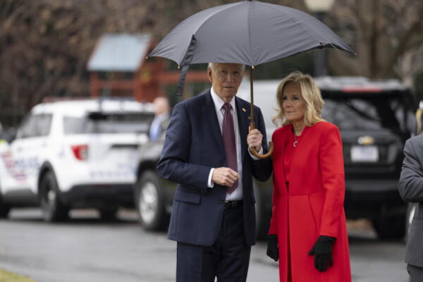 El presidente de Estados Unidos, Joe Biden, y la primera dama, Jill Biden.
EFE/EPA/CHRIS KLEPONIS / POOL