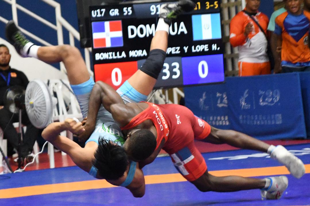Luego de concluidas las reyertas de los 60 atletas en greco de mayores, para este jueves saltarán al colchón los deportistas del estilo libre de mayores.