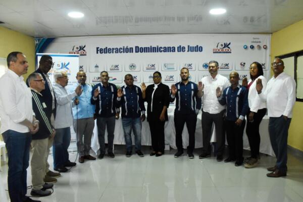 “Tenemos un ciclo donde el judo enfrentará cambios trascendentales. Agradezco el apoyo de todos nuestros asociados, somos una familia, que discutimos y tenemos diferencias, pero al final el judo está por encima de todo”, señaló el licenciado Gilberto García.
