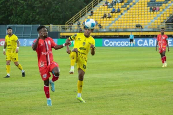 La victoria fue sellada en los dramáticos minutos finales, con dos goles de Daniel Saint-Fleur en el 90 y 90+5, al colocar el 2-3, desatando la euforia de los jugadores y los fanáticos haitianos presentes en el estadio Olímpico de Moca.