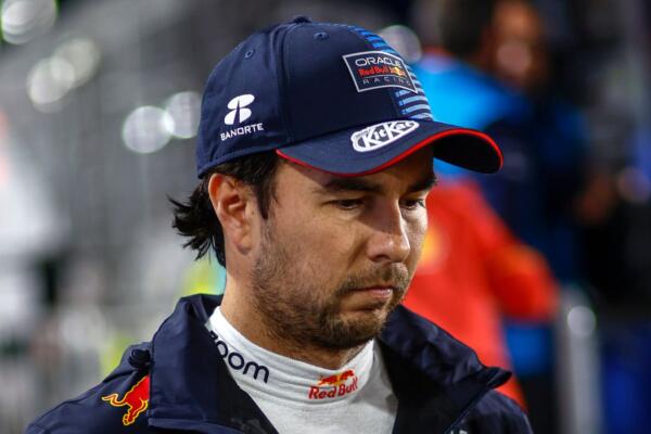 «Checo» Pérez, comenzó 2024 con cuatro podios en las primeras cinco carreras, pero no ha estado en los primeros tres puestos desde entonces. La última carrera en la que quedó por encima del sexto lugar fue en mayo. Verstappen ganó nueve carreras y su cuarto título consecutivo este año.