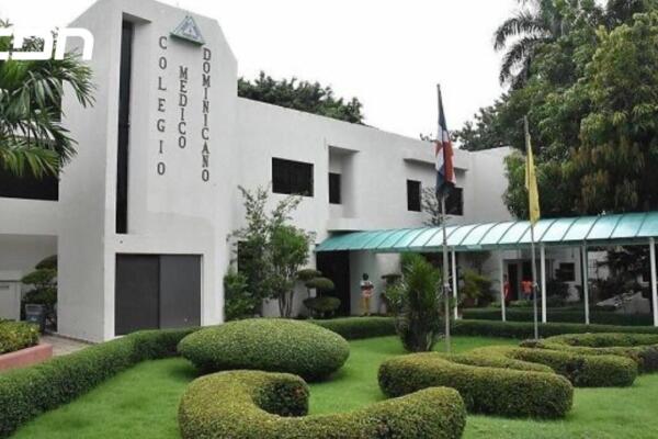 El Colegio Médico Dominicano (CMD) acusa al Dr. Mario Lama de intentar excluir a más de dos mil médicos del aumento salarial en enero. Foto: CDN Digital