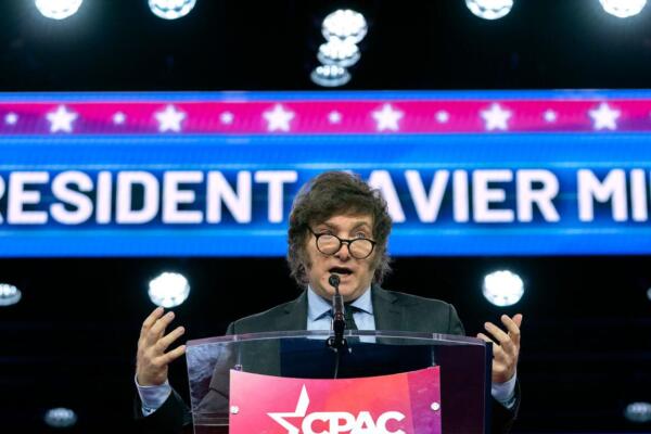 La CPAC es un movimiento creado en Estados Unidos hace más de 50 años por el ala más conservadora del Partido Republicano.