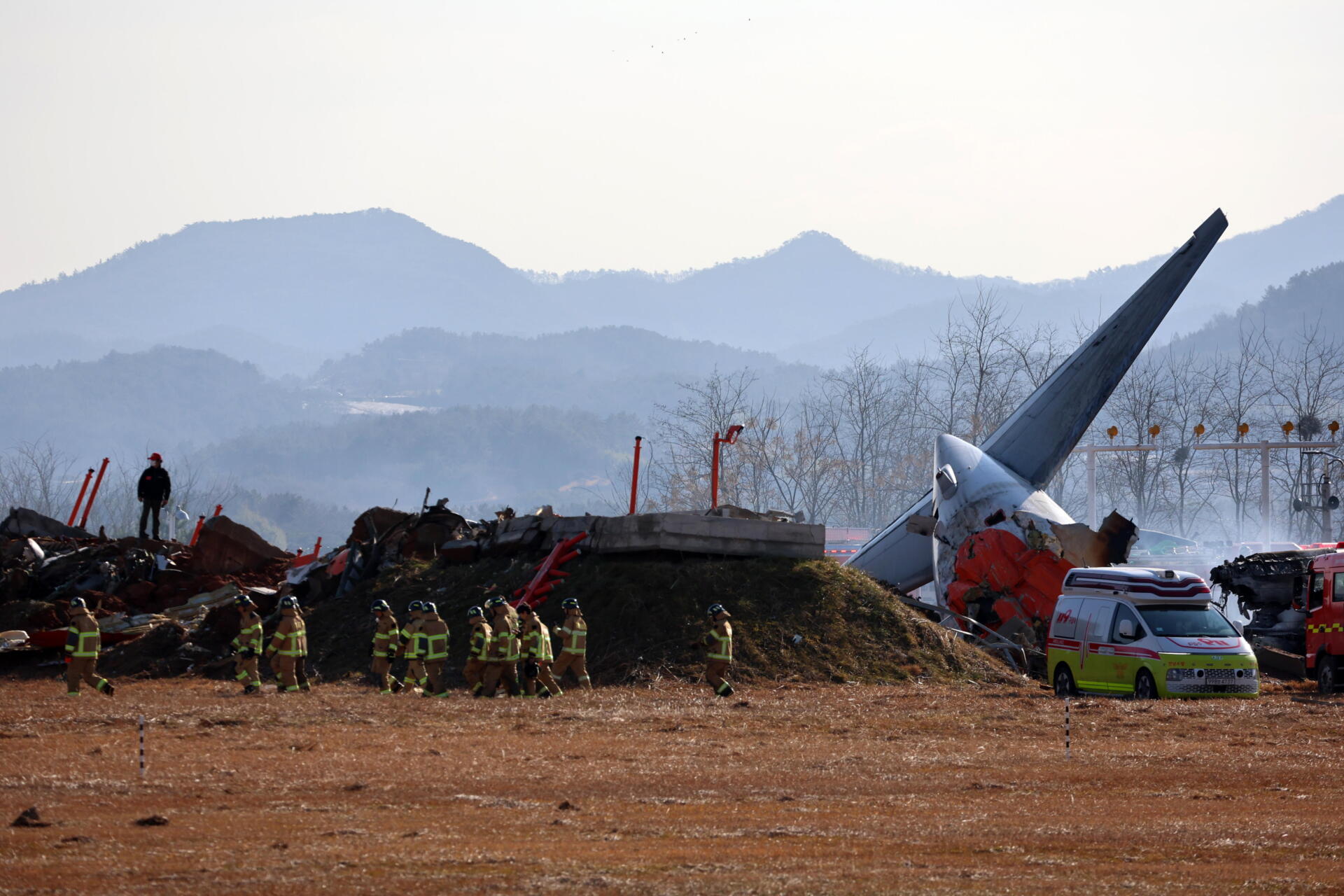 Mueren 179 personas en accidente aéreo en Corea del Sur