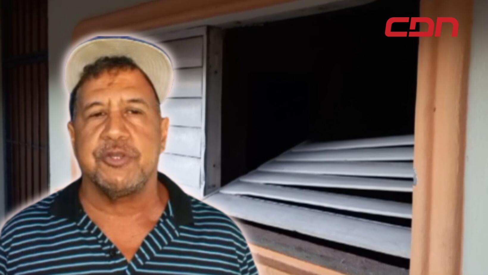 Denuncian miembros de Migración causan daños en edificio durante operativo