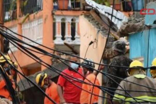 Pared colapsó, dejando varios niños y una joven gravemente afectados.