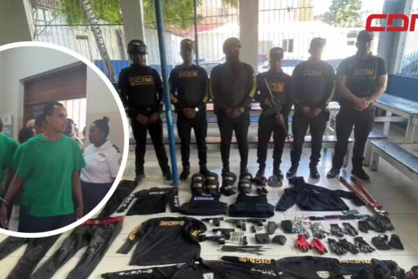 Dentro de los detenidos se encuentran cuatro agentes activos de la institución.