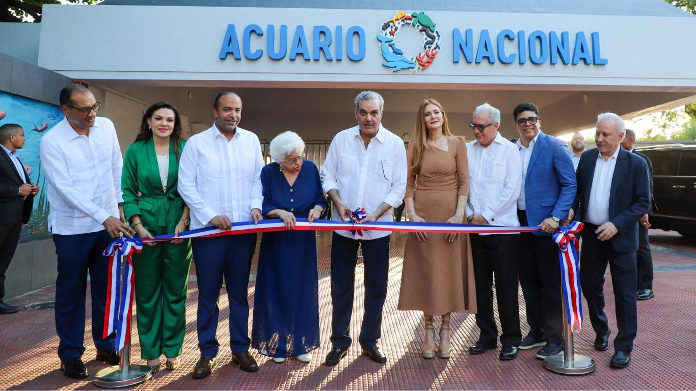 Ayer jueves, el presidente Luis Abinader encabezó la reapertura del remozado Acuario Nacional. Con una inversión de 93 millones de pesos.
