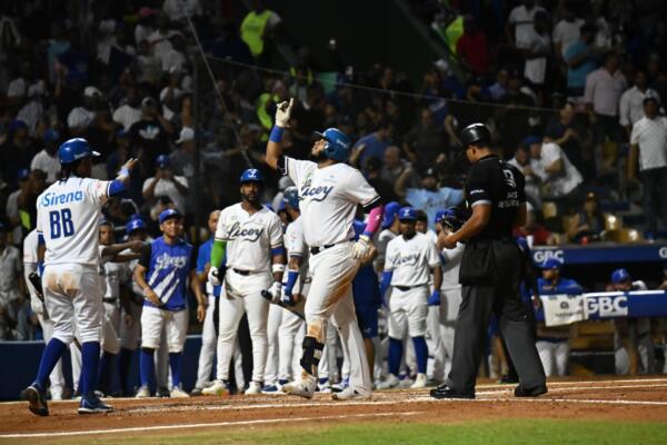 El Licey venció a las Águilas este martes en la noche en la Pelota Invernal