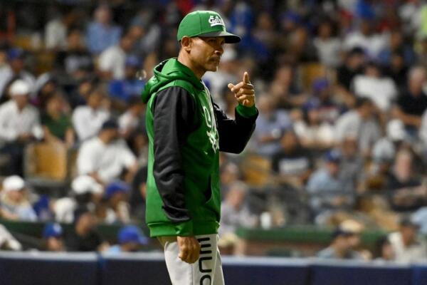 Fernanto Tatis padre, manager de las Estrellas