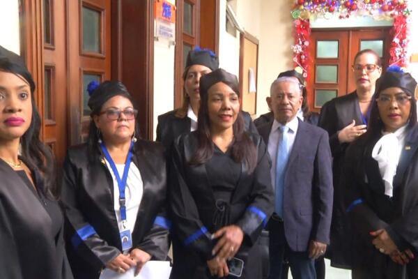 Fiscales logran acuerdo con el Consejo Superior del MP y suspenden paro laboralFiscales logran acuerdo con el Consejo Superior del MP y suspenden paro laboral