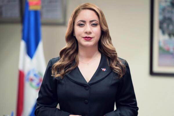 Gloria Reyes Aparecer en la plataforma no garantiza tener el Bono Navideño