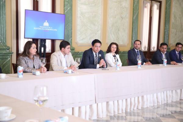 Director de Corrupción de Guatemala manifiesta liderazdo de República Dominicana sobre su lucha con la corrupción.