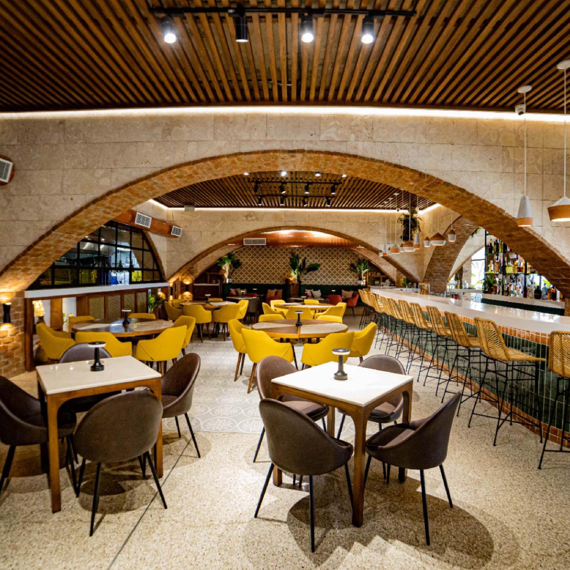 Restaurante Morisoñando continúa abierto al público