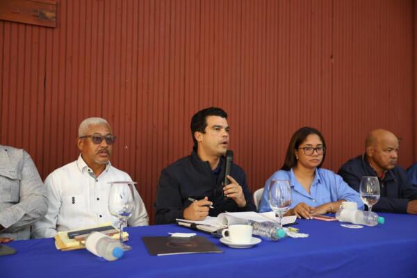 Inapa anuncia macroproyecto de acueducto en Elías Piña