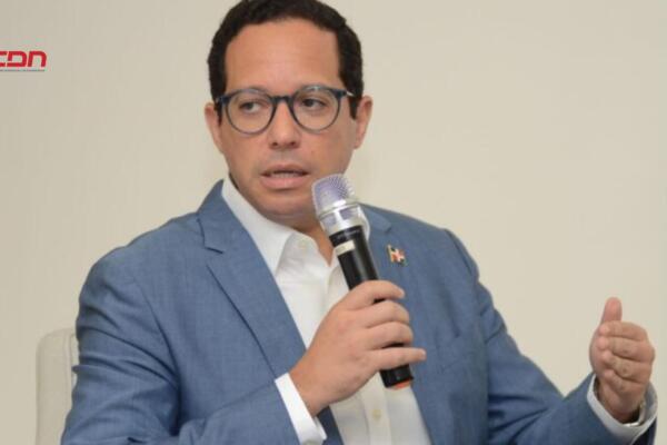 Sigmund Freund, delegado político del Partido Revolucionario Moderno. (foto, fuente externa)