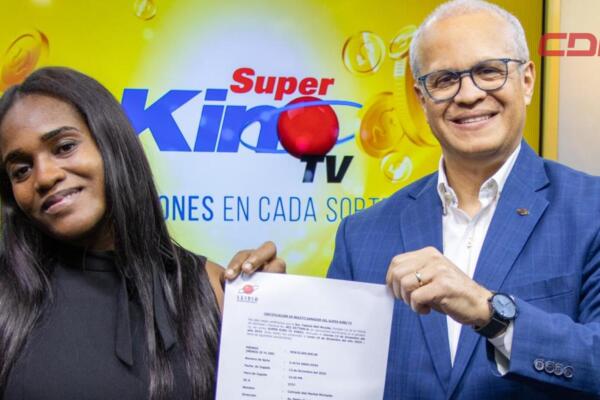 Leidsa informó que la Sra. Fabiola Nell Nicolás, recibió el certificado que la acredita como la ganadora de 25 millones 