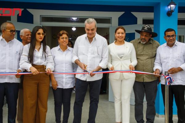 Presidente Luis Abinader hace acto de presencia en inauguraciones de obras en Dajabón.