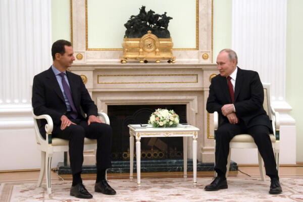 El presidente ruso, Vladímir Putin, junto al depuesto mandatario de Siria, Bachar al Asad.  EFE/EPA/VLADIMIR GERDO.