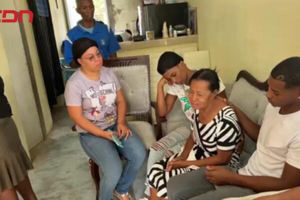 Familiares de Margarito Reyes Mejía, quien murió tras ser atropellado por un conductor. 
