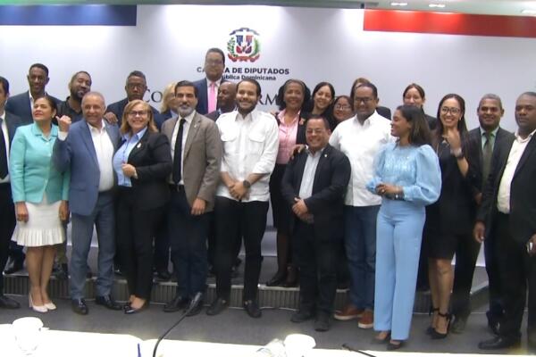 Miembros de la Comisión Permanente de la Cámara de Diputados, encargada de evaluar aspirantes a la Cámara de Cuentas de la República Dominicana. Foto: CDN Digital